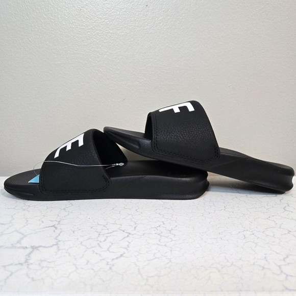 Reef Kids ONE SLIDE Black Sandals, Size 4/5 ~ NWT - Picture 4 of 11